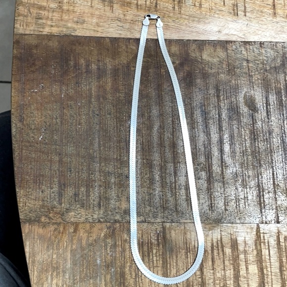 Sterling silver (stamped made in Italy and 925) 20” herringbone necklace - Picture 3 of 5